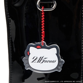 24K&times;HELLO KITTY Patent Leather Shoulder Bag 詳細画像