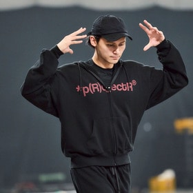 Color Logo Hoodie 詳細画像