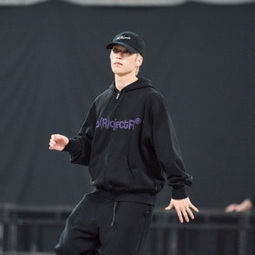 Color Logo Hoodie 詳細画像