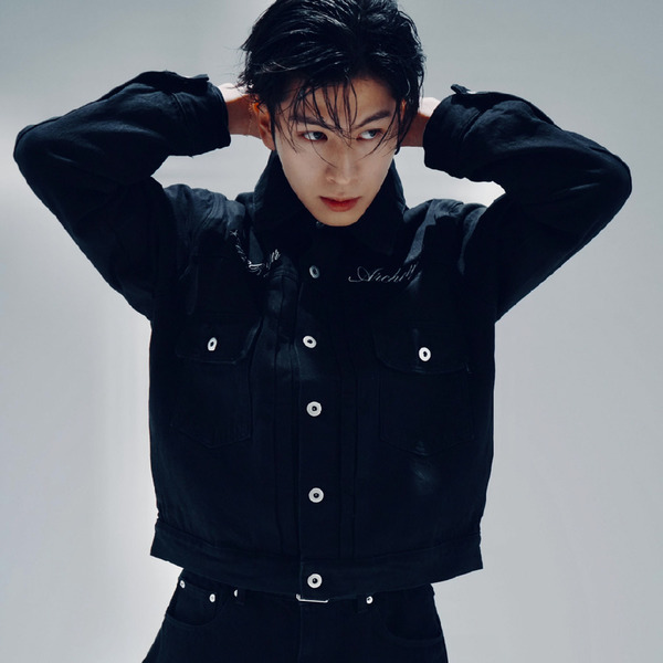 Cursive Logo Denim Jacket 詳細画像 Indigo 17