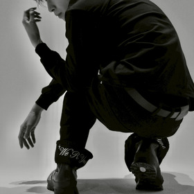 Cursive Logo Denim Pants 詳細画像