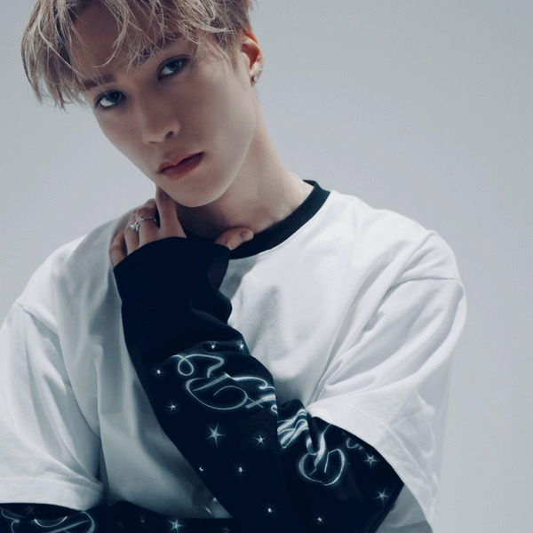 Sparkle Logo Rhinestone Layered LS Tee 詳細画像 White 10