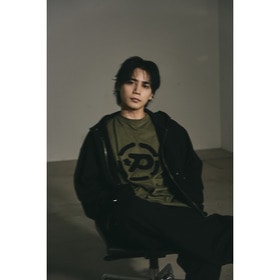 Studs Cut Off Hoodie 詳細画像