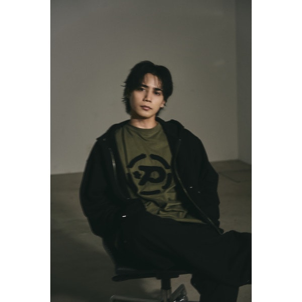Studs Cut Off Hoodie 詳細画像 Black 13