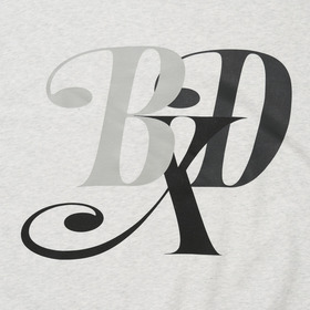 Emblem Big Logo Crew Sweat 詳細画像
