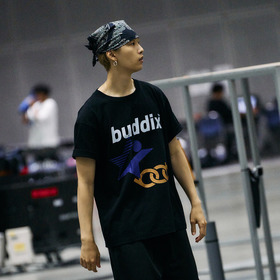 buddix &times; Astro9 SS TEE 詳細画像