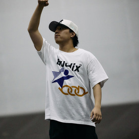 buddix &times; Astro9 SS TEE 詳細画像