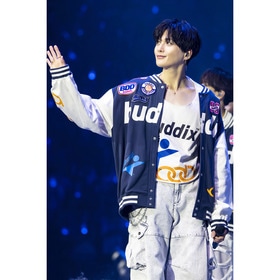 buddix &times; Astro9 VARSITY JACKET 詳細画像