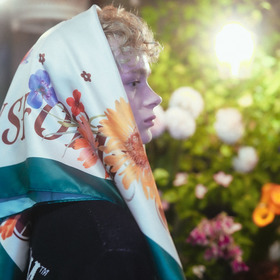 FLORAL LARGE SCARF 詳細画像