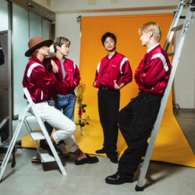 FULL ZIP VARSITY VELOUR JACKET 詳細画像