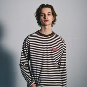 SCRIPT BORDER L/S TEE 詳細画像