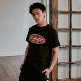 EMBLEM GRAPHIC SS TEE 詳細画像