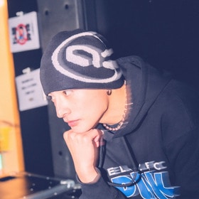 Circle Logo Beanie 詳細画像