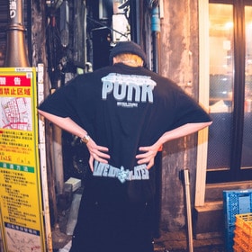 TOO LOUD TOO THINK SS Tee 詳細画像