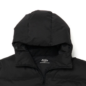 Essential Padded Jacket 詳細画像