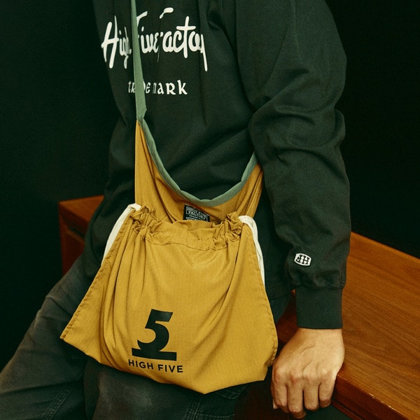 APRON DRAWSTRING BAG 詳細画像 Khaki 8